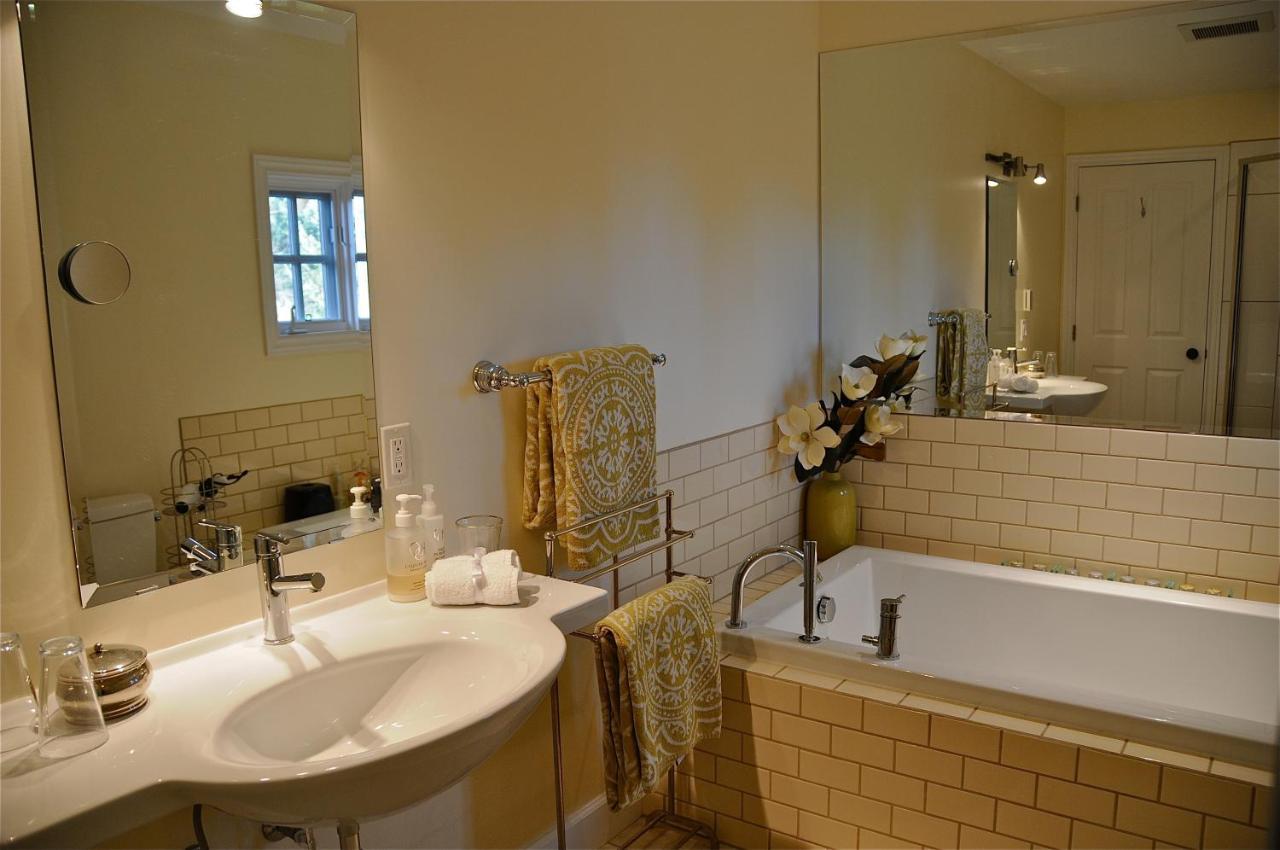 Wetherly Inn & Spa Ganges Dış mekan fotoğraf